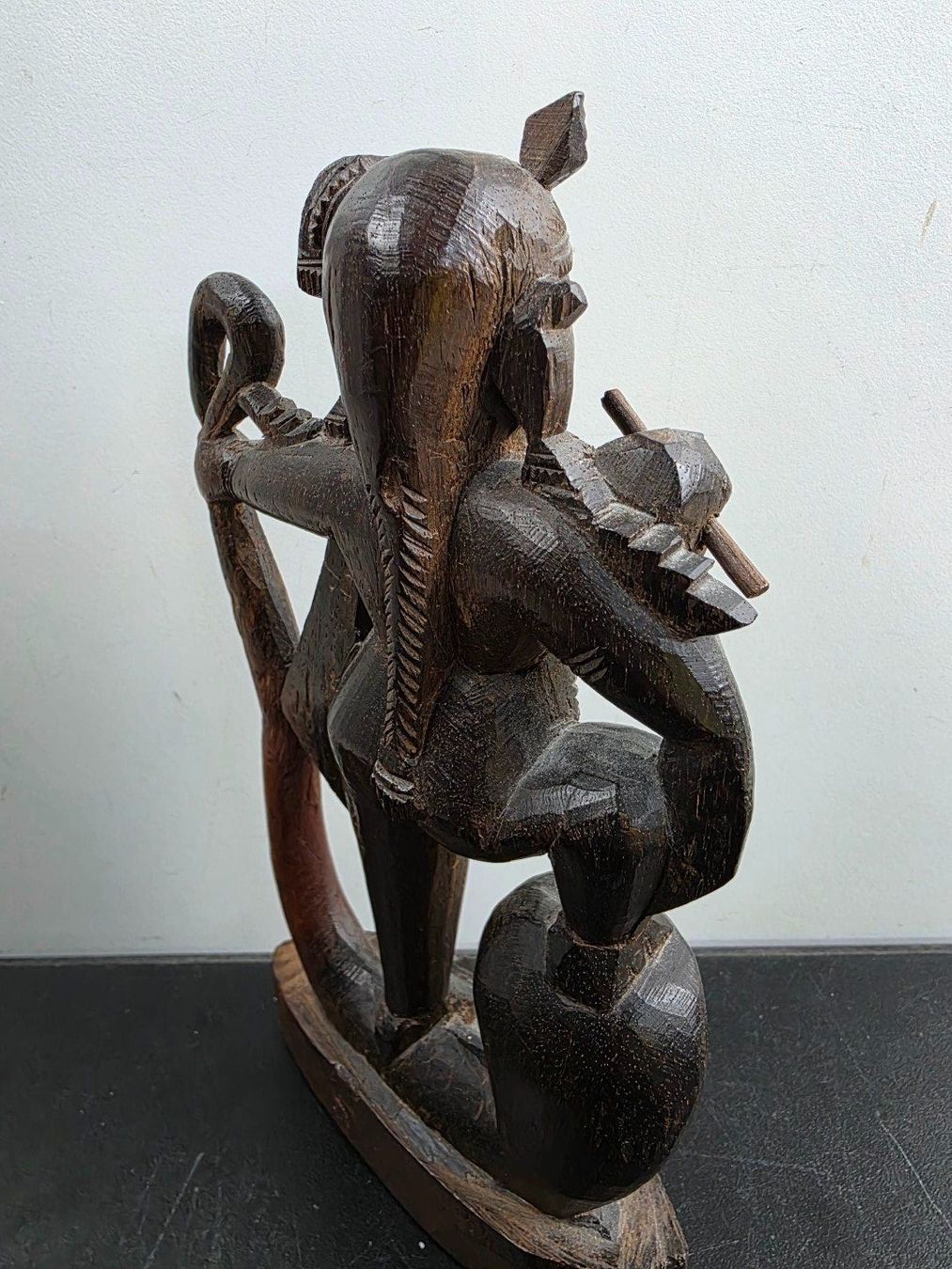 Statuette: Handgeschnitzte Holzfigur – Krishna mit Flöte – Usato da Flums venduto da Flumsantik 3