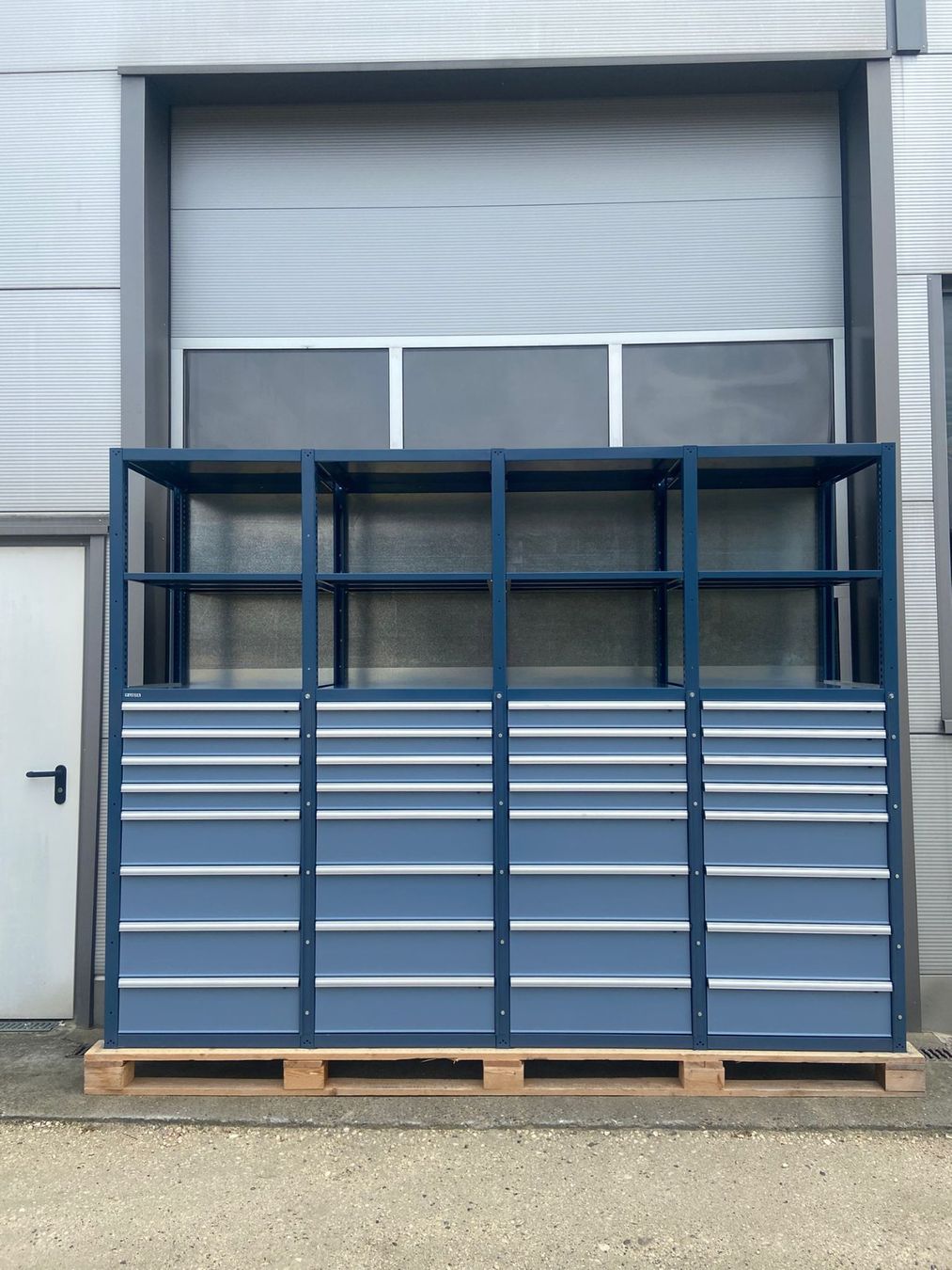 Lista Tutti gli attrezzi: Lista Schwerlastregal / Schubladenwand Nr. 60 – Usato da Laupersdorf venduto da Borer_Liquidationen