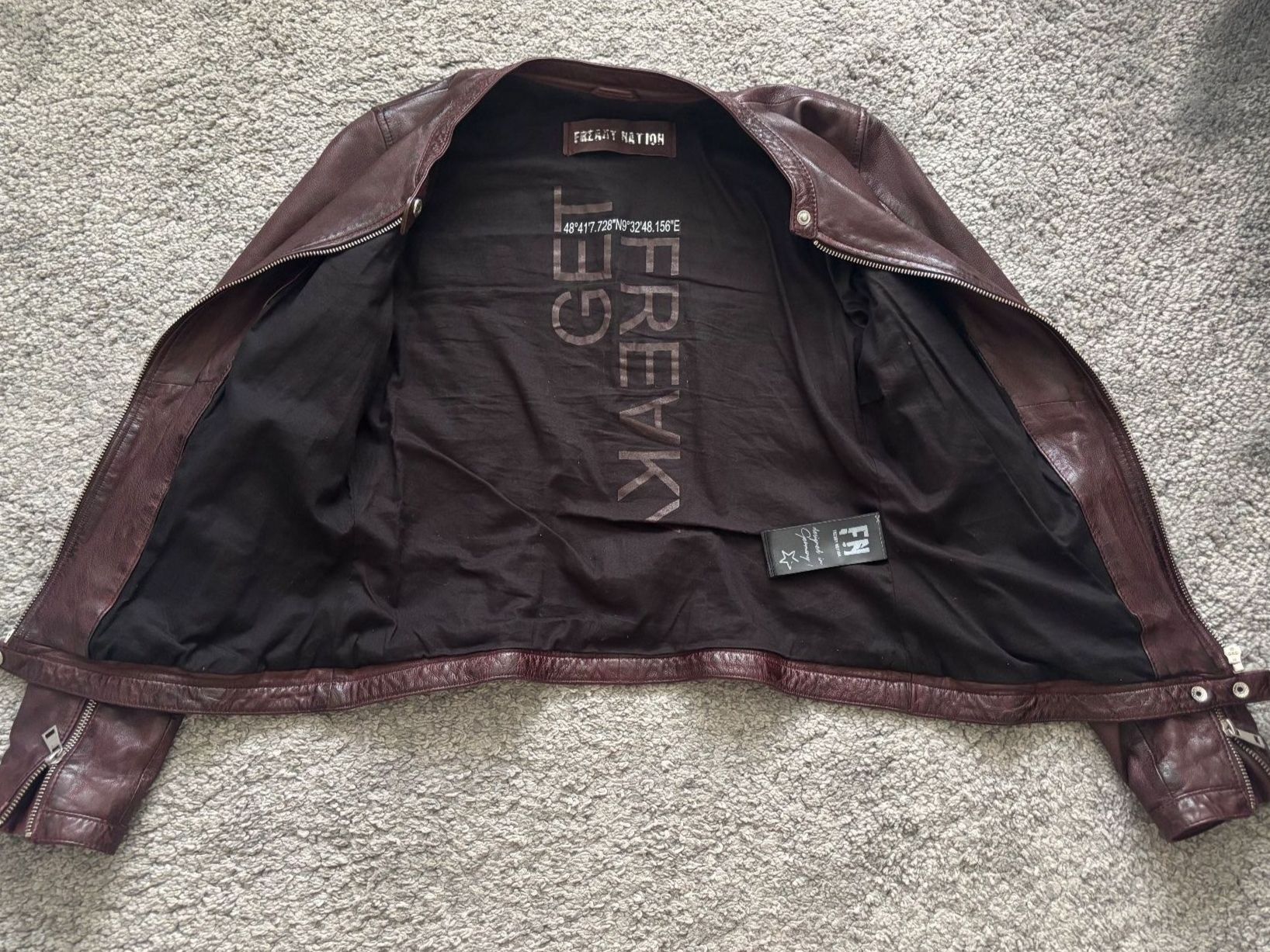 Giacche: Lederjacke / Bikerjacke Freaky Nation Gr. S bordeaux – Usato da Luzern venduto da hanhara 3