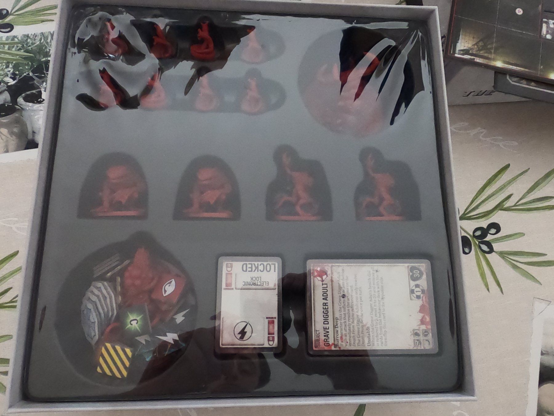 Spiele: Resident Evil 3 The Board Game Set – Gebraucht aus Zürich von rob_sq8s 4