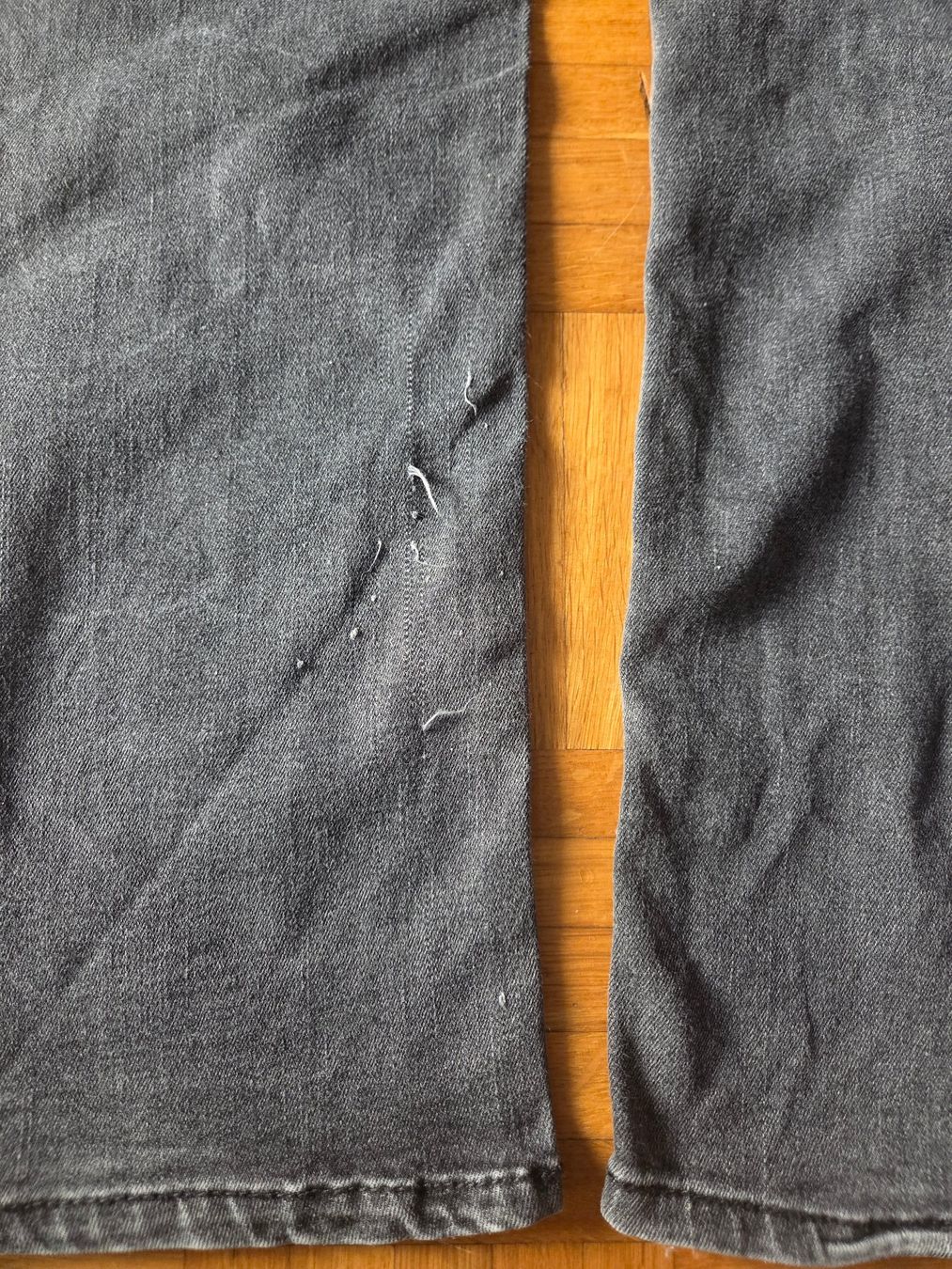 Pantaloni: 3 Hosen 32/32 – Usato da Basel venduto da grandfamily 4