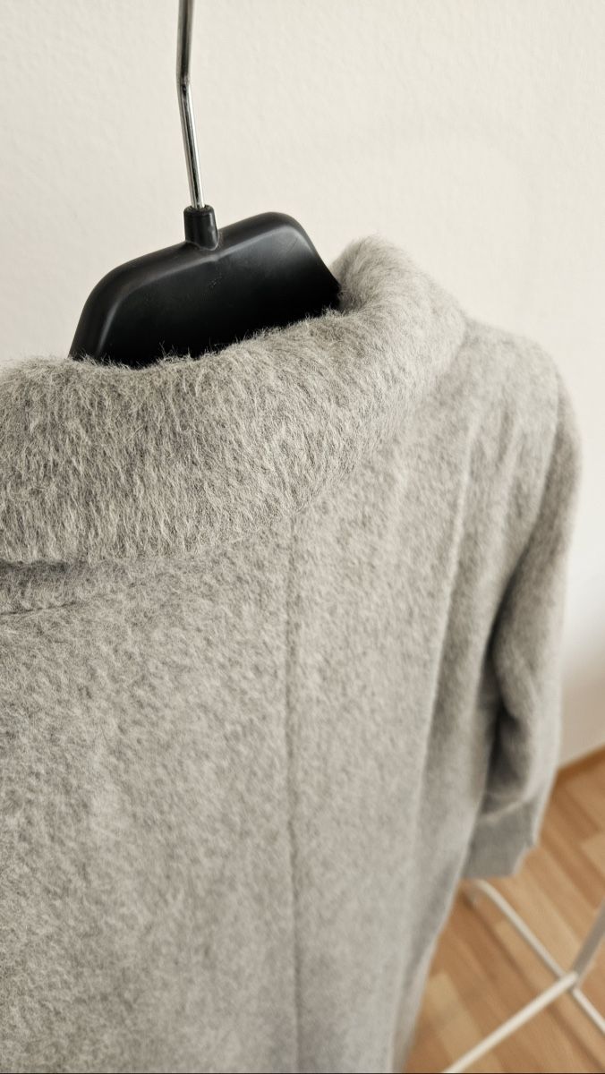 Fuchs Schmitt Manteaux: Classic Alpaca & Wool Grey Coat - Perfect Fit! – Neuf (Voir description) à Langnau am Albis par vitaklimova 2