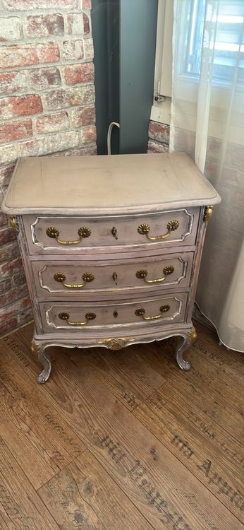Antike Kommode Shabby Chic Vintage Nachtkästchen Rosa | Kaufen auf Ricardo