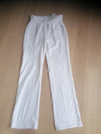 Weisse Jogahose von Loose M