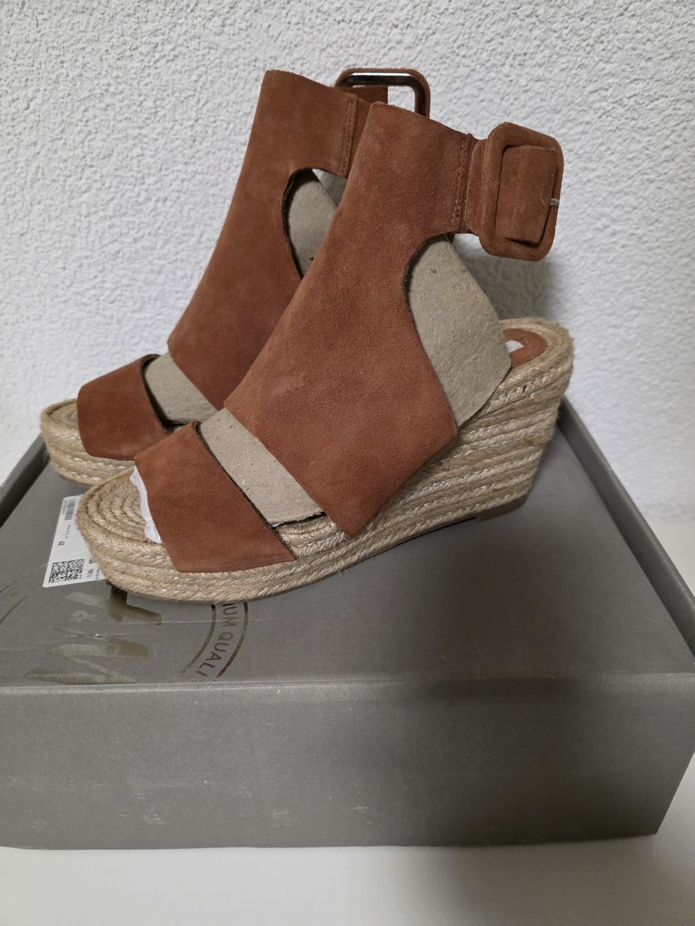 H&M Scarpe da donna: Sommer Keil Sandalen, Grösse 40, Cognac – Nuovo e nell'imballaggio originale da Winterthur venduto da jes_r8gc