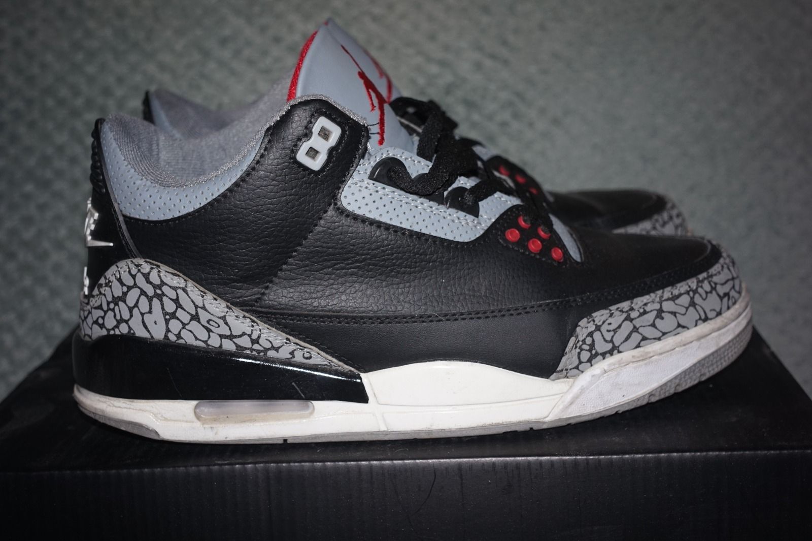 Scarpe da uomo: Jordan 3 retro bred – Usato da Wohlen AG venduto da yes_6sjl 3
