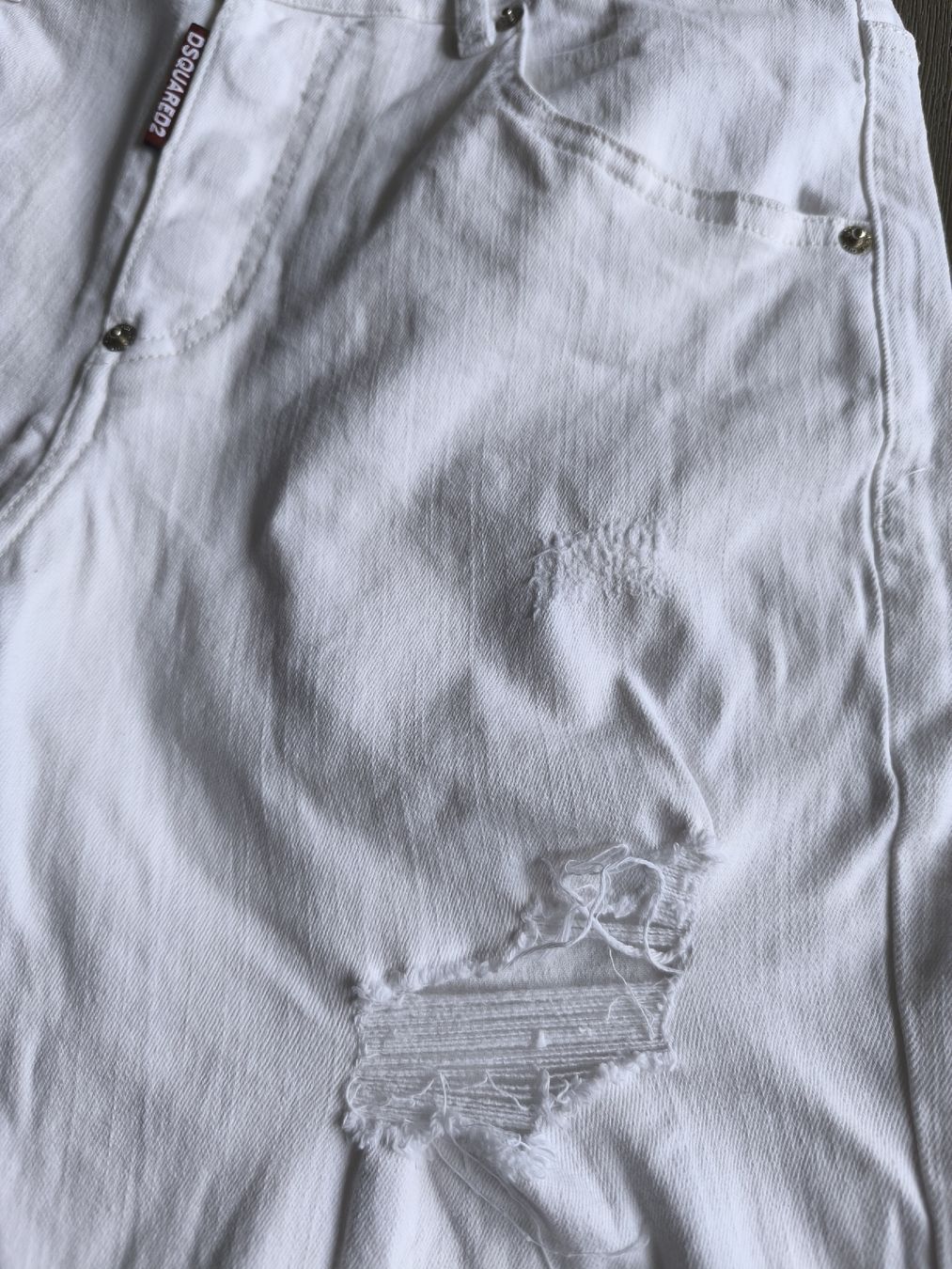 Dsquared2 Jeans: DSQUARED2 jeans Shorts 46 – D'occasion à Oensingen par Outlet_Super_Sale 4