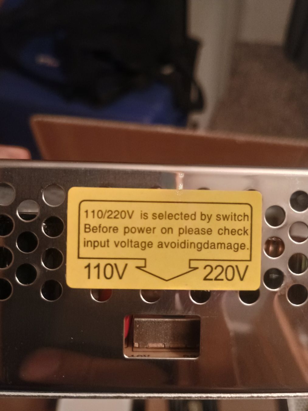 Convertisseurs: Netzteil 220VAC zu 24V 15A DC Transformator – D'occasion à Allschwil par YesidF 3