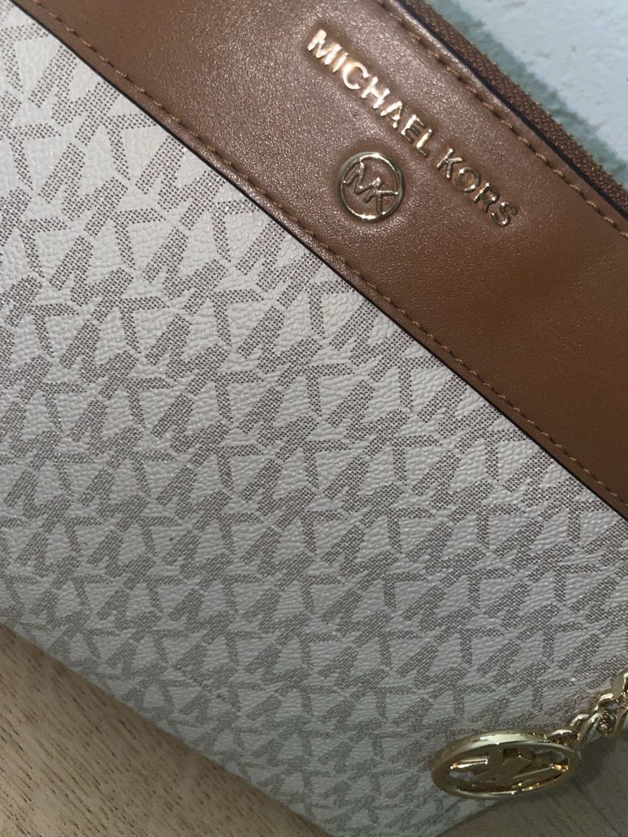 Michael Kors Borse da donna: Michael Kors Umhängetasche – Usato da Schaffhausen venduto da anj_c89q 1