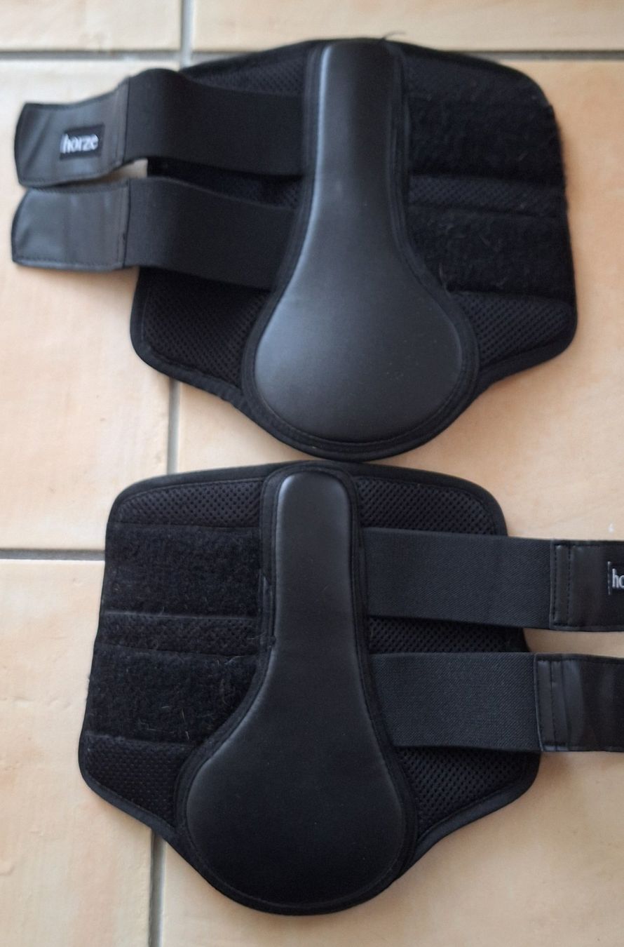 Stinchiere & Fasciature: Mesh Gamaschen – Usato da Milken venduto da Dnybe