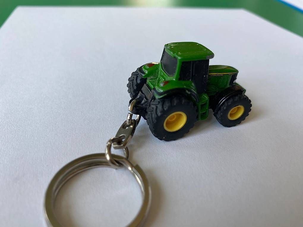 Portachiavi: Brudertraktor Schlüsselanhänger  – Usato da Brugg AG venduto da FlowerStreet 1