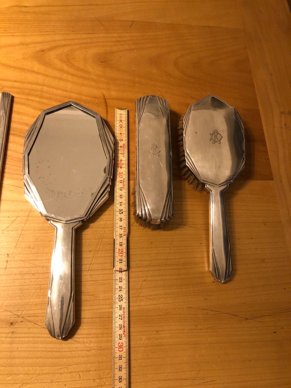 Altro per la cura dei capelli: Frisierset 4-teilig ArtDeco – Usato da Adliswil venduto da Tito088 3