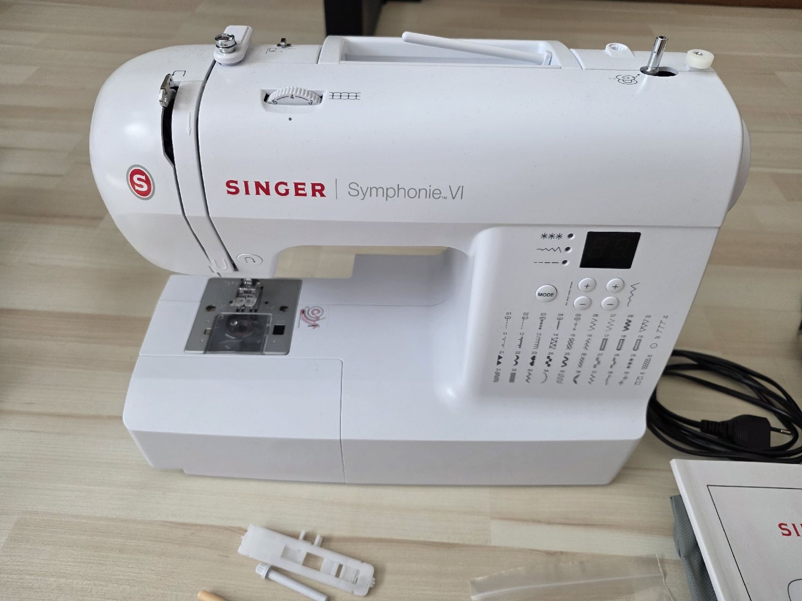 Singer Machines à coudre: Singer Symphonie VI 7140 – D'occasion à Bäretswil par xxflockixx 1