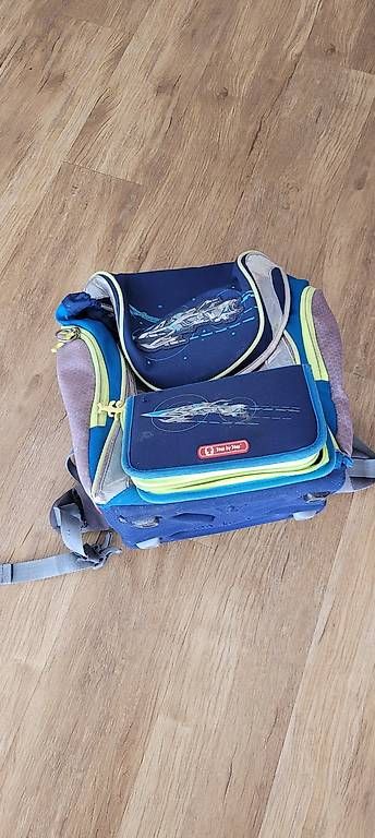 Sacs & sacs à dos: Schulthek  – D'occasion à Sempach par pri_9ylm 1