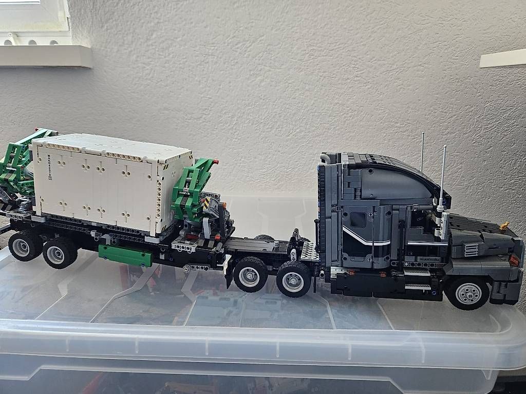 Lego Giocattoli: Lego Technics 42078 Mack Anthem Truck – Usato da Uster venduto da ire_g7vv