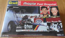 Revell Mopar Fuel Dragster Mike Dunn Darrell Gwynn 1:25