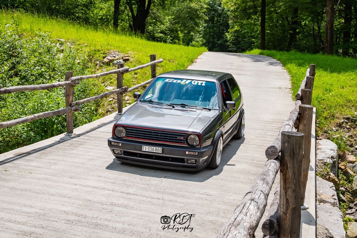 VW Automobili: Golf MK2 GTI 8v 1991 – Usato da Molare venduto da Reto_Della_Torre 9