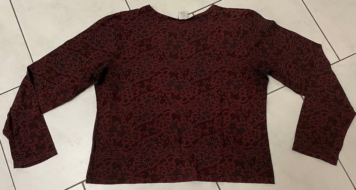 Pullover & Sweatshirts: Shirt Damen XL – Gebraucht aus Basel von tif_m2h6 2