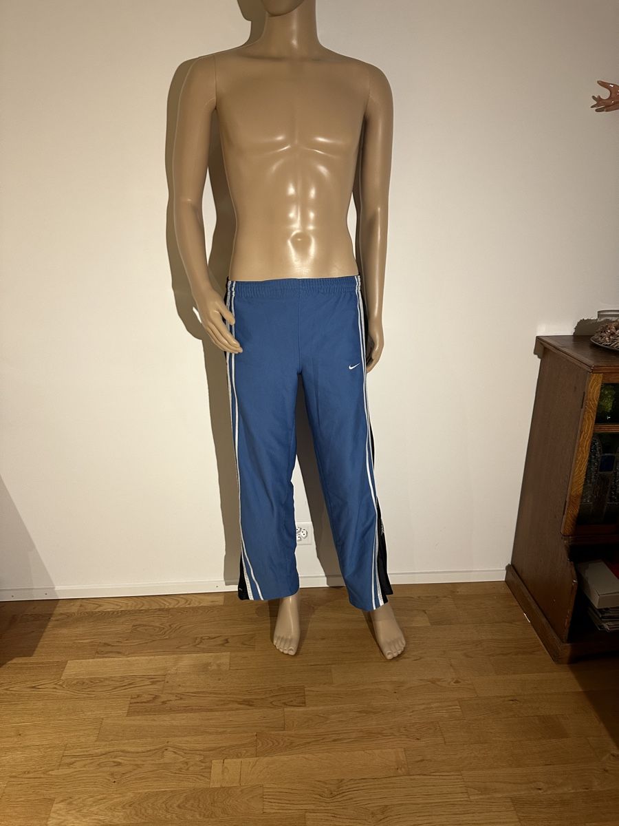 Nike Pantaloni: Vintage Nike Jogginghose, Grösse L – Usato da Bern venduto da pablito01 3