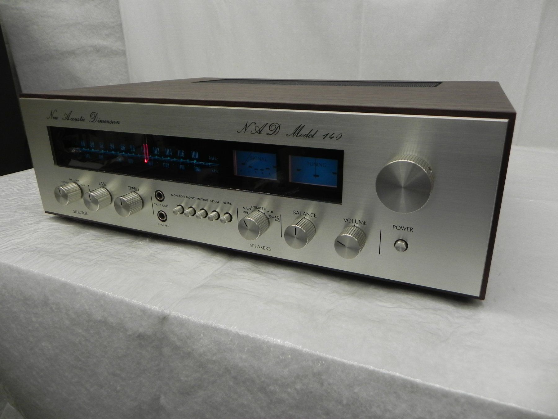 Nad Receiver: New Acoustic Dimension NAD Model 140 – Gebraucht aus Basel von Life-Style-Art 2