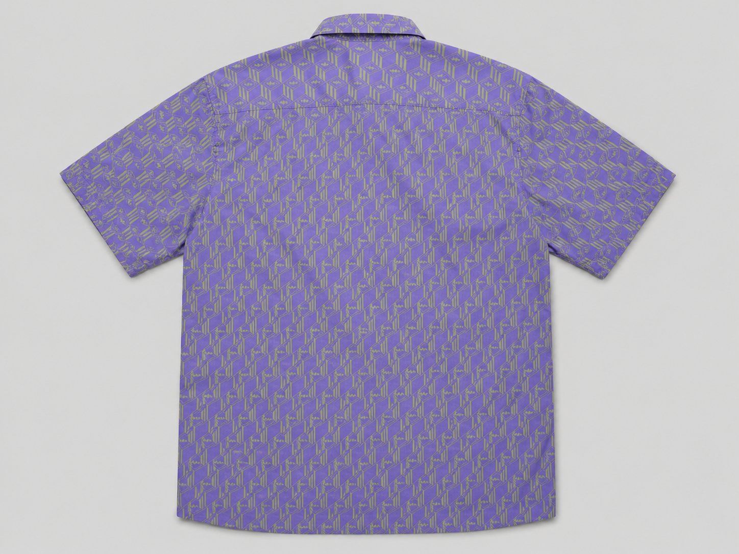 Camicie: Chemise Adidas Fleurie avec logo, M Nice Shape – Usato da Farvagny-le-Grand venduto da LaCaverne 1