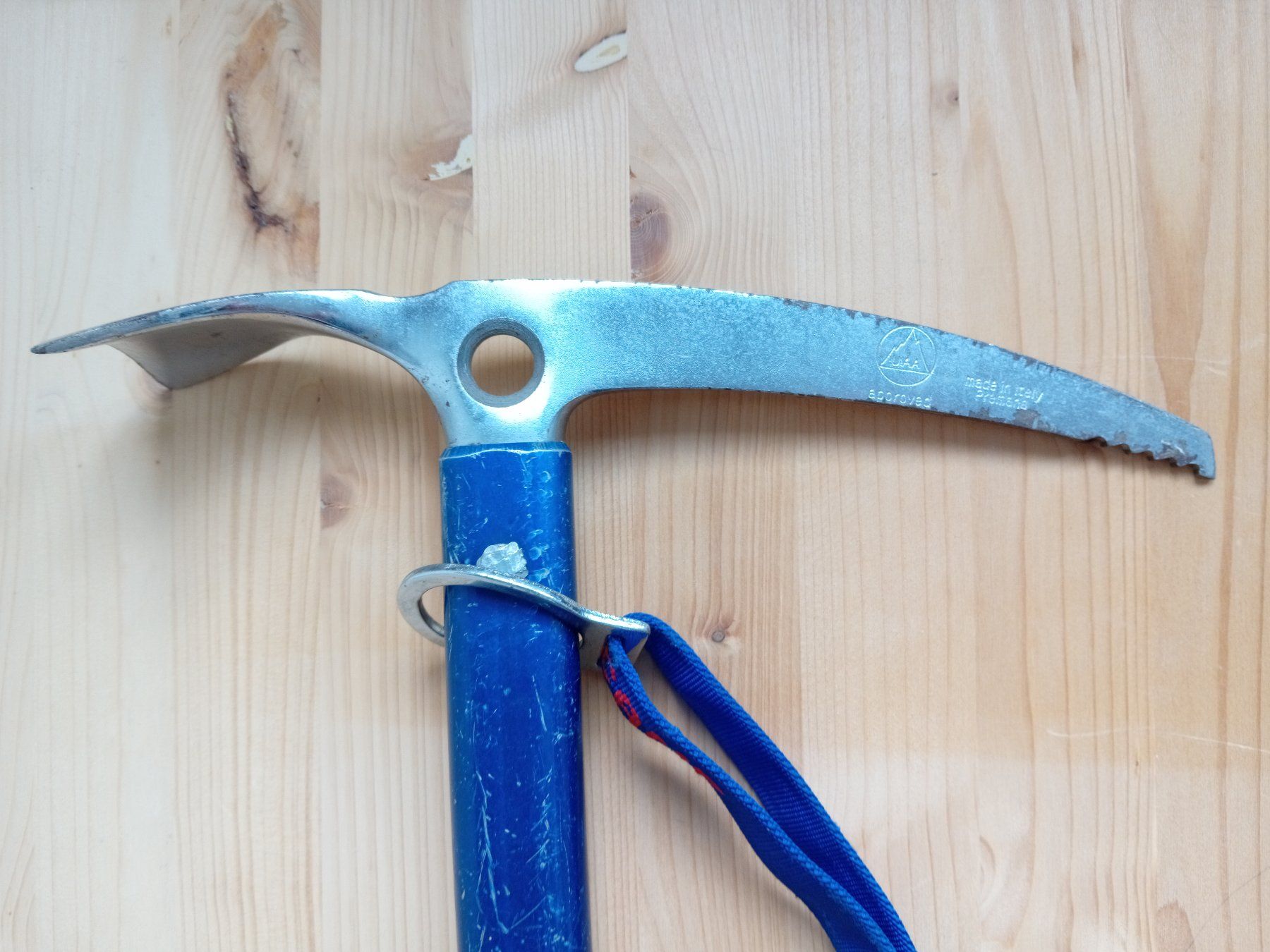 Attrezzatura da arrampicata: Eispickel Camp mit Handschlaufe / 70 cm – Usato da Bern venduto da wra_6px8 2