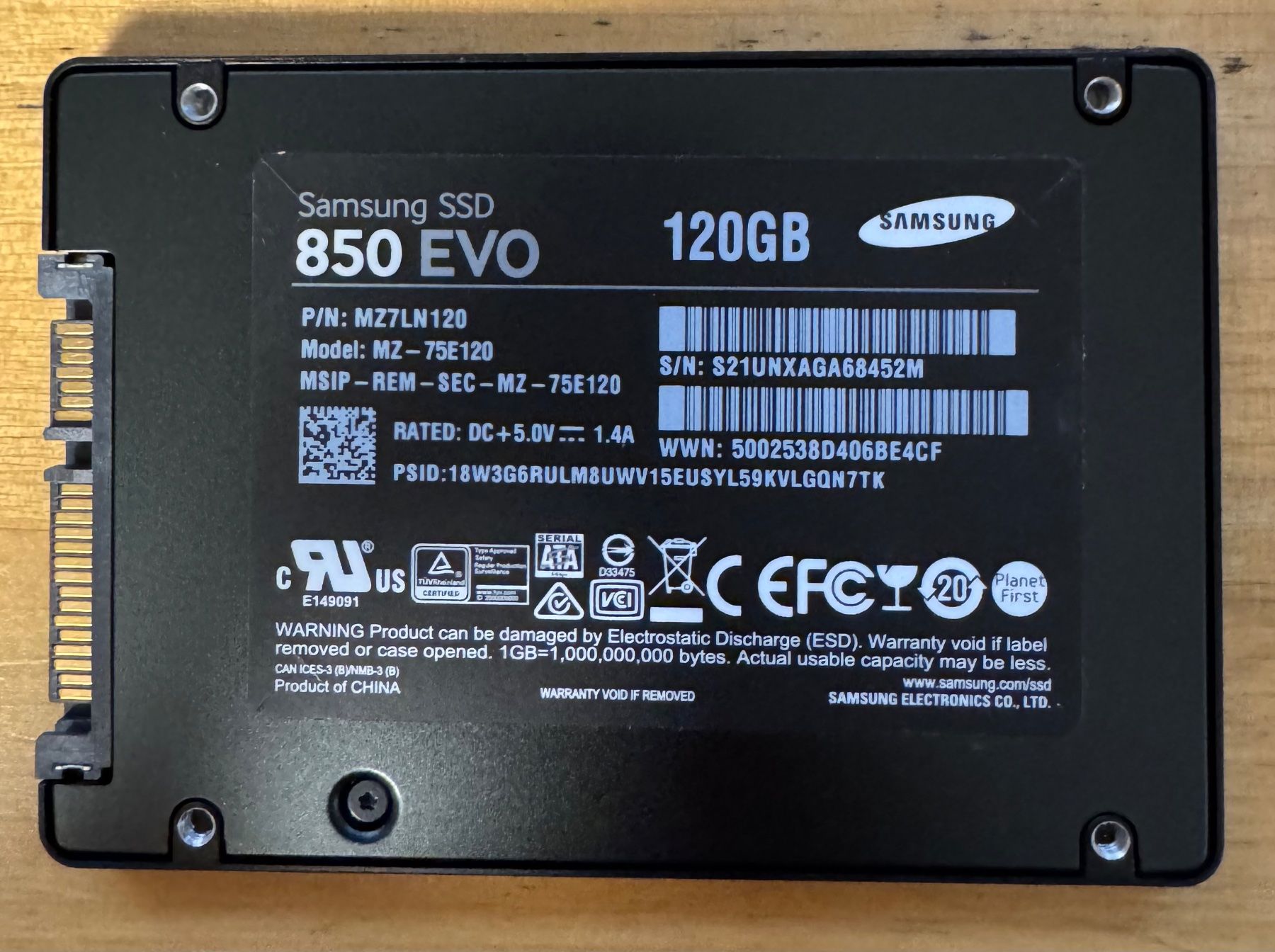 Samsung Dischi rigidi: SSD Samsung 850EVO, 120 Go – Usato da Chapelle (Glâne) venduto da Lochinver 1