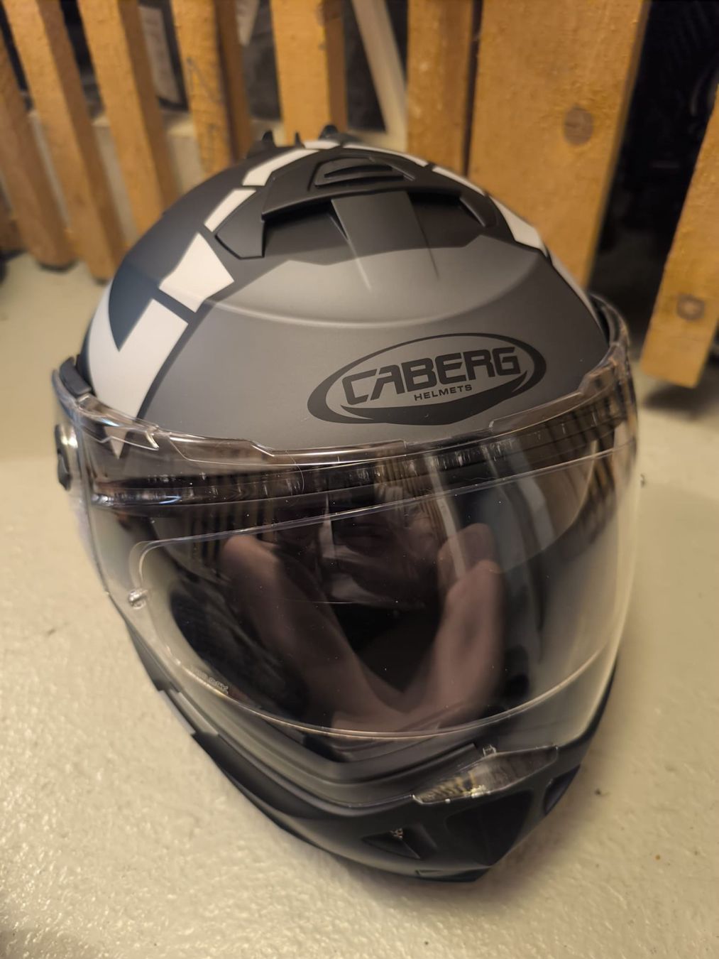 Helme & Visiere: Caberg Motorradhelm – Gebraucht aus Schliern b. Köniz von casual_0