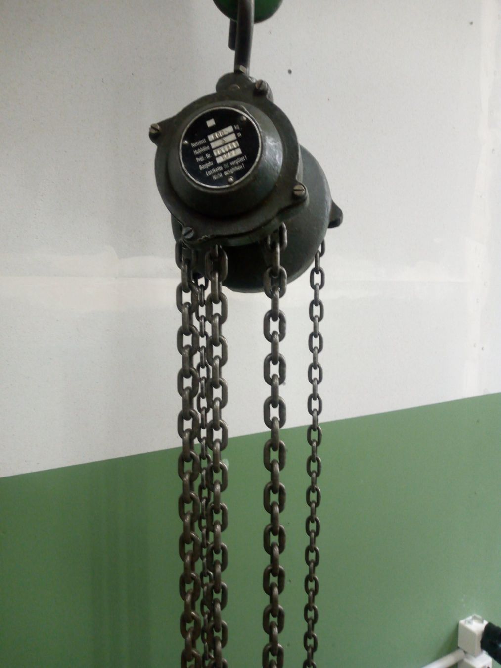 Paranco multiuso: robuster Kettenzug 500 kg, Kran – Usato da Elsau venduto da EL12