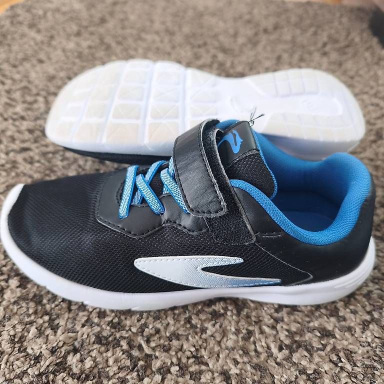 Scarpe per ragazzi: Schuhe gr. 35 – Usato da Kloten venduto da preshie