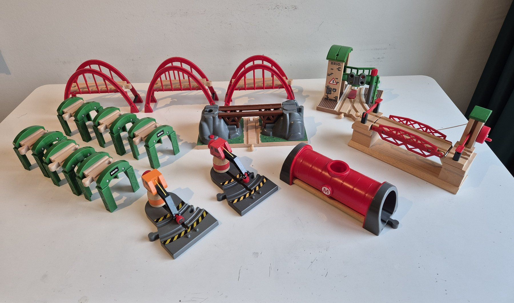 Brio Giocattoli: 160-teiliges Briobahn-Set – Usato da Baar venduto da schlumpfine1001