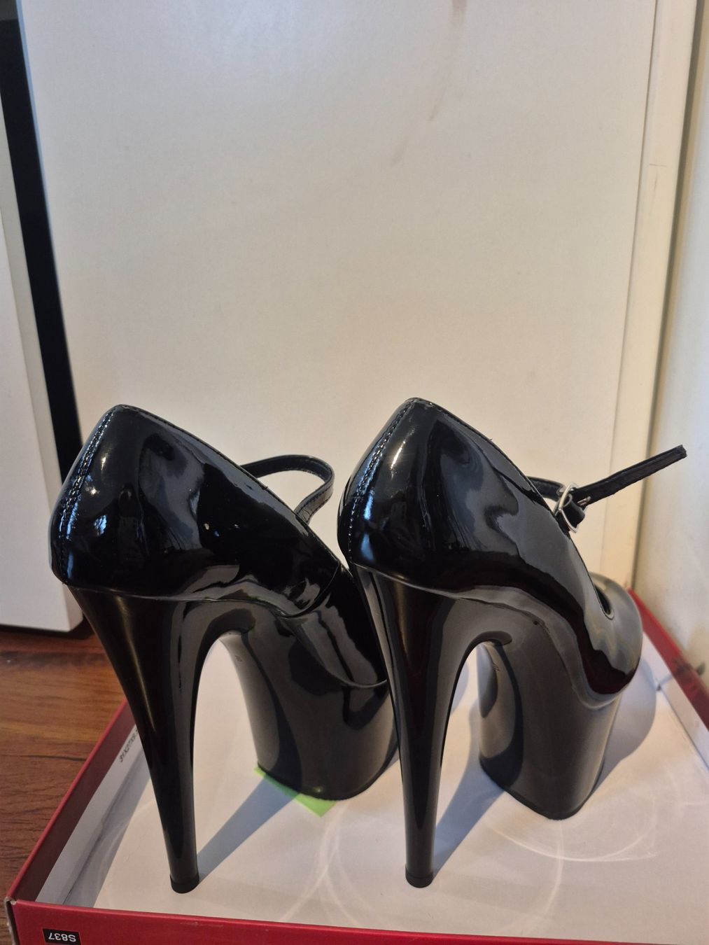 Scarpe da donna: Pleaser Highheels NEW – Nuovo e nell'imballaggio originale da Wädenswil venduto da Virginia96 2