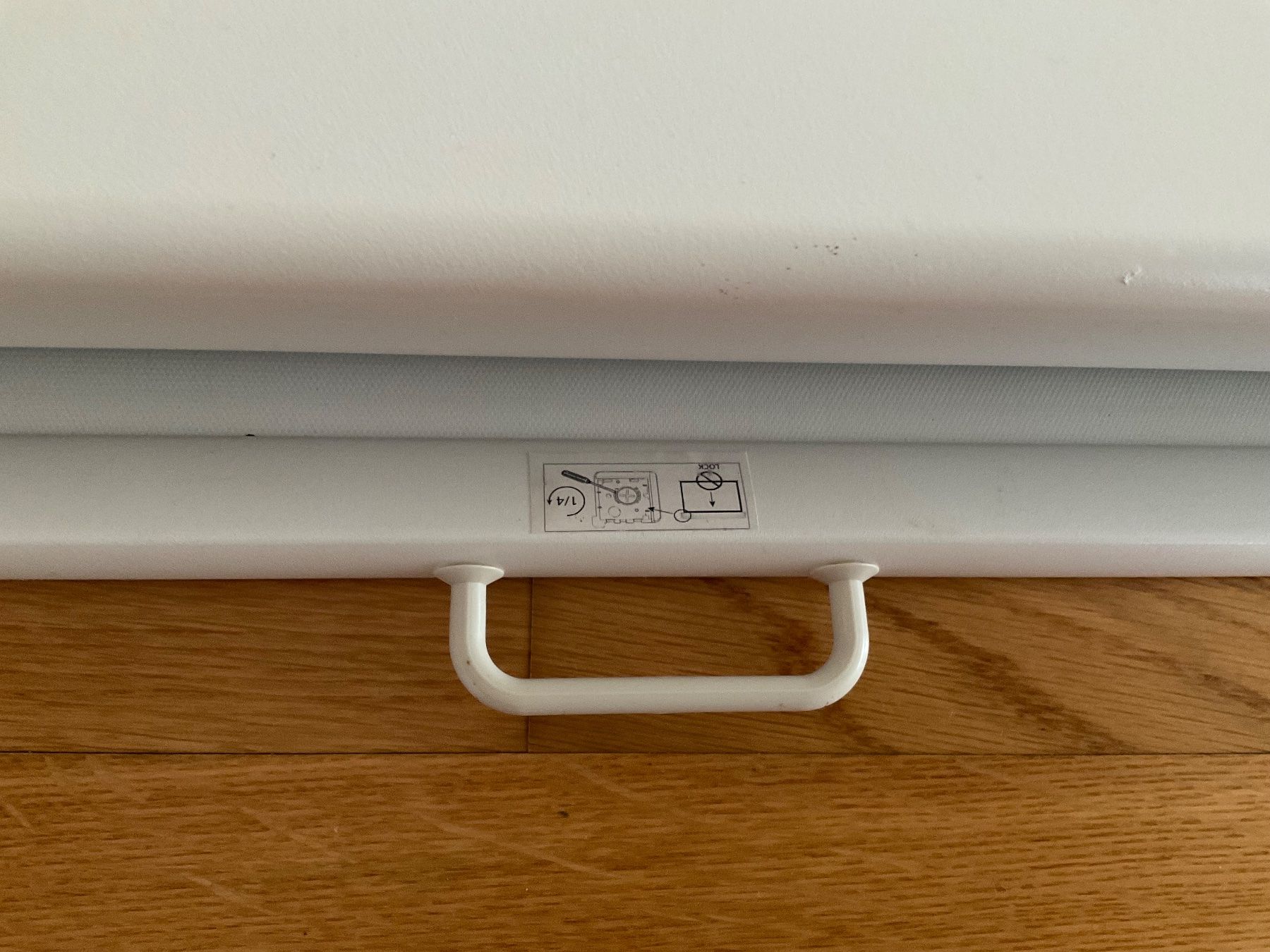 Home Cinema: Projecta Rollo-Leinwand – Usato da Zufikon venduto da AGLAOPHOTIS 2