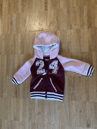 Jäckchen Grösse 68