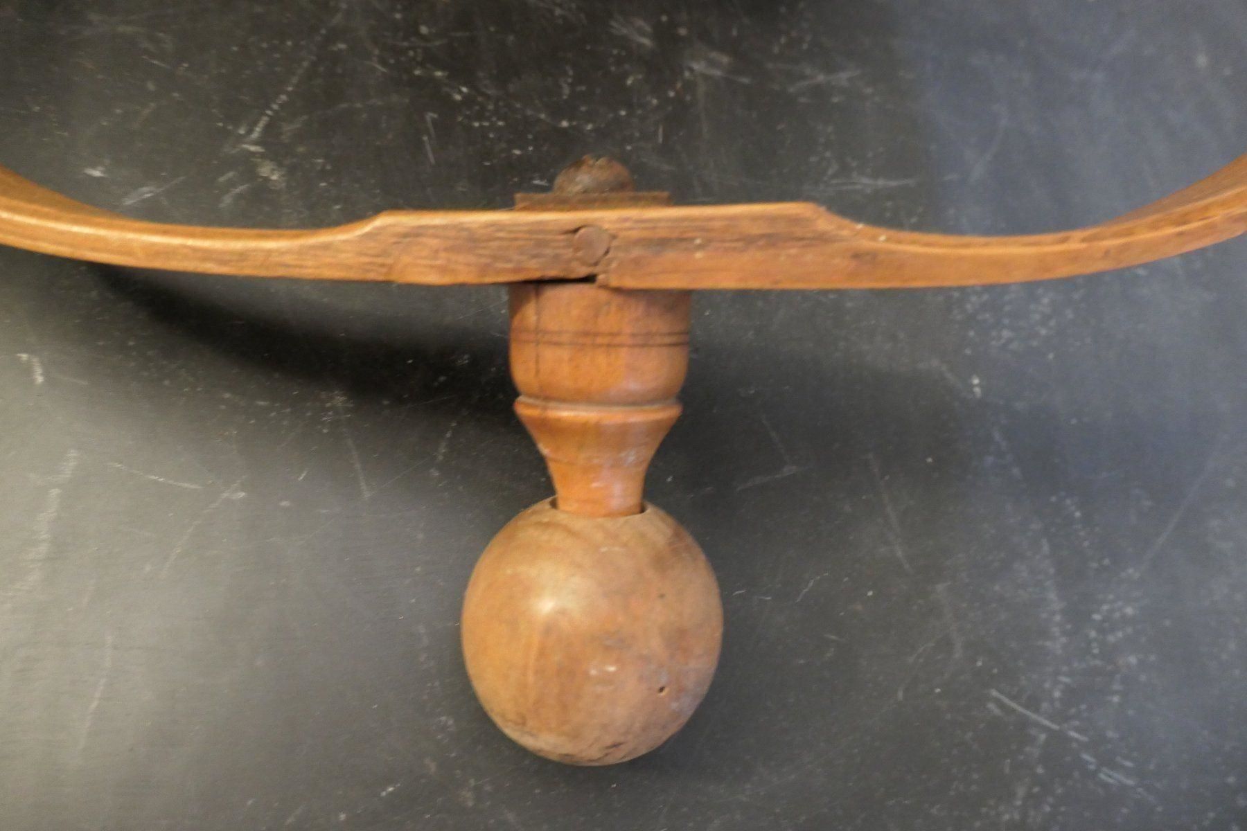 Tous les outils: alte Stickvorrichtung – D'occasion à Fürstenaubruck par PizBeverin2018 4
