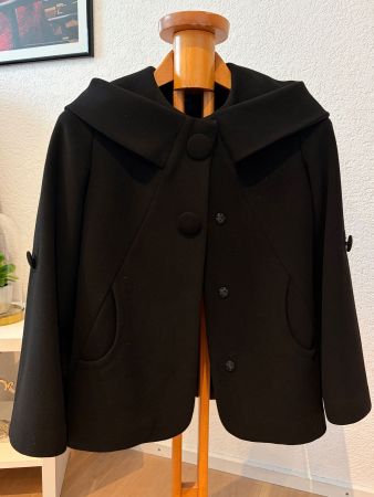 Schwarze Designer Jacke, elegant, Grösse S, Top Zustand!