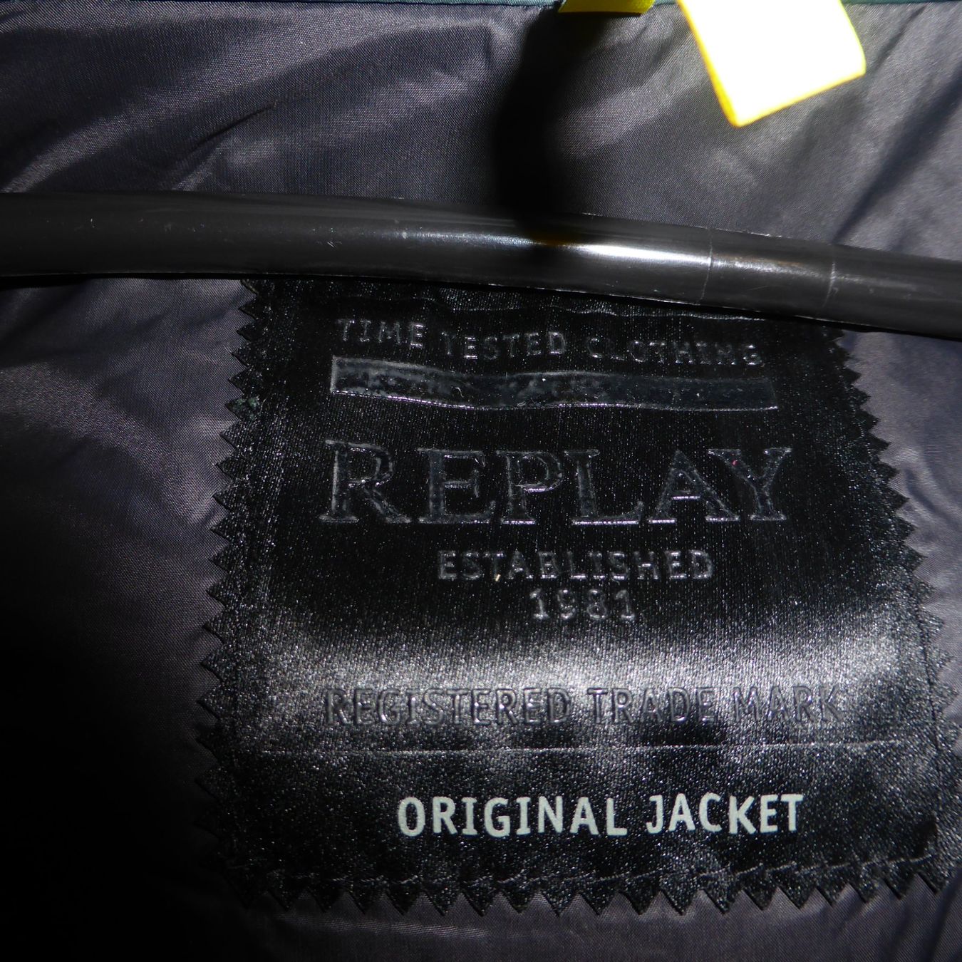 Gilets & Westen: Wintergilet REPLAY, Gr. L – Gebraucht aus St.Gallen von regenbogen5 1