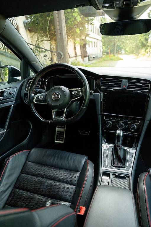 Automobili: VW Golf 2.0 TSI GTI Performance – Usato da Tafers venduto da M.Baechler 4