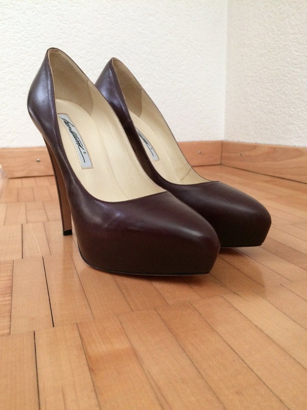 Scarpe da donna: Brian Atwood Lederpumps - neu – Nuovo (secondo la descrizione) da Zürich venduto da cyberbliss 2