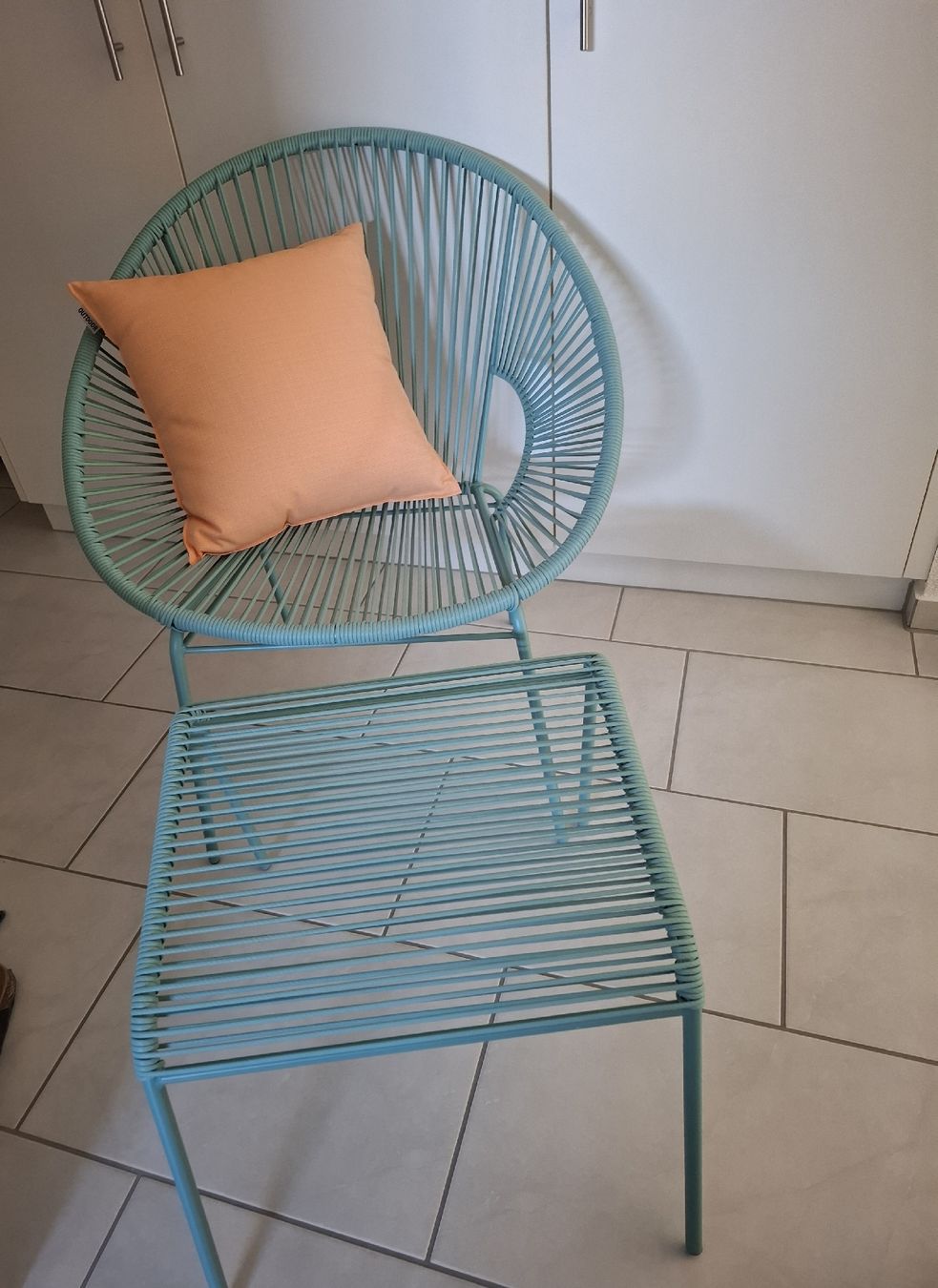 Poltrone: Gartensessel mit Hocker und Kissen – Usato da Müllheim Dorf venduto da nic_kd6b