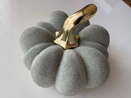 Deko Samt-Kürbis gross H10/ B14cm silbrig-grau Keramik