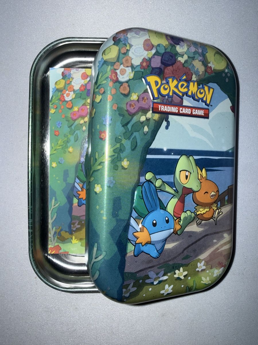 Pokémon Carte collezionabili: Pokemon 25 Celebrations Mini Tin Leer/Empty – Usato da Bern venduto da Ludixii