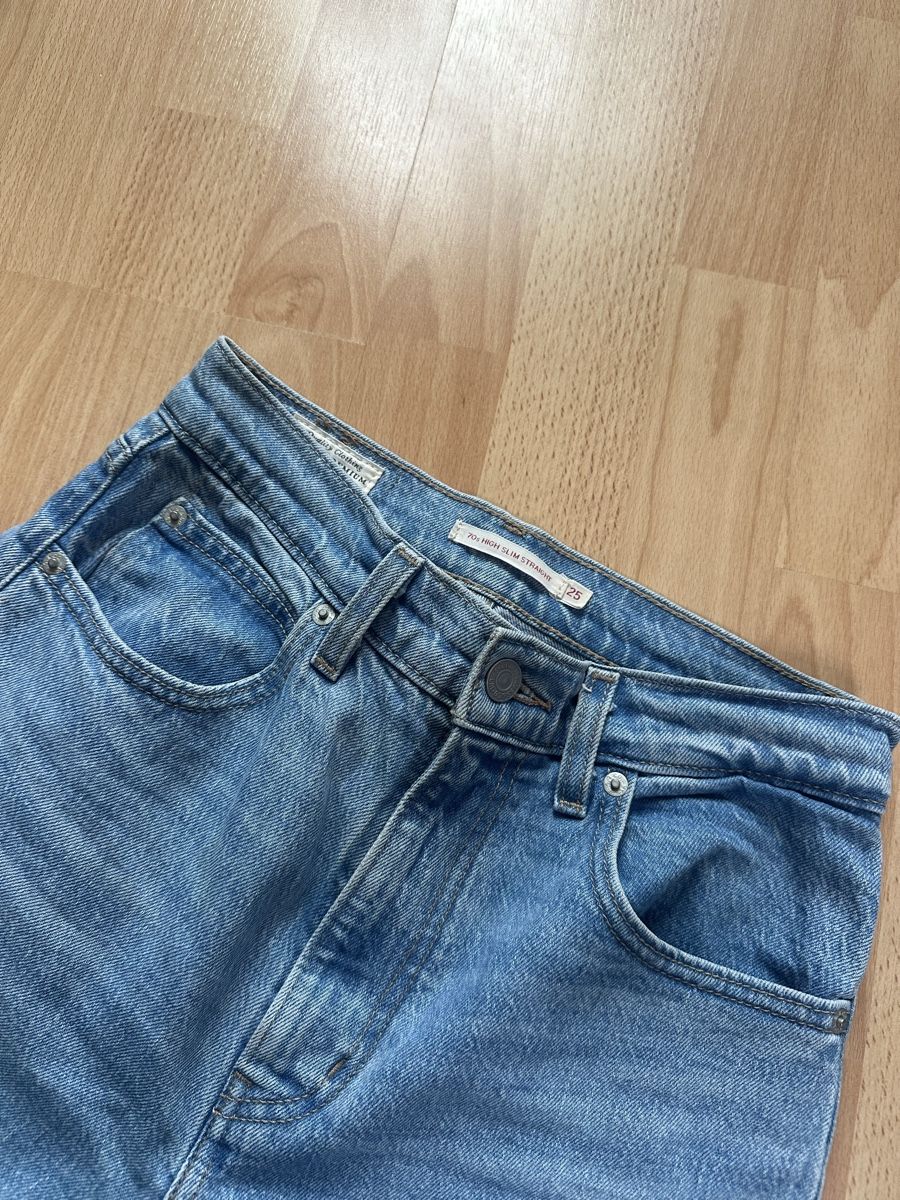 Levi's Jeans: LEVI'S 70S HIGH SLIM STRAIGHT JEANS – Nuovo (secondo la descrizione) da Ruggell venduto da debvio 2