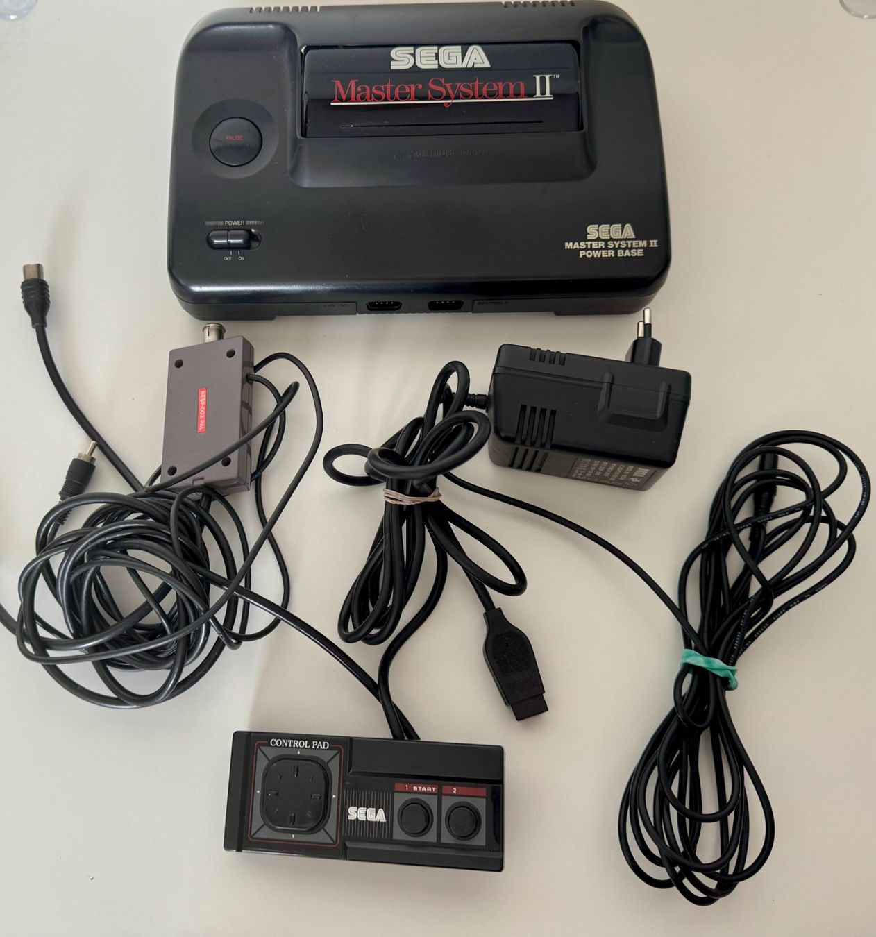 Sega Consoles: Console de jeux Sega Master System II – D'occasion à Couvet par nay_prh5