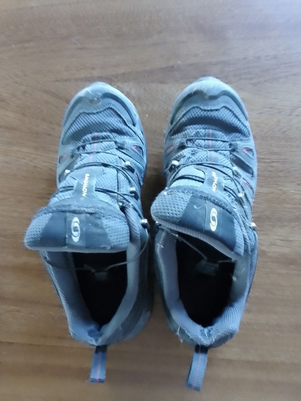 Scarpe da uomo: 3 Paar Schuhe Grösse 38 – Usato da Ebmatingen venduto da swiss.canadian 3