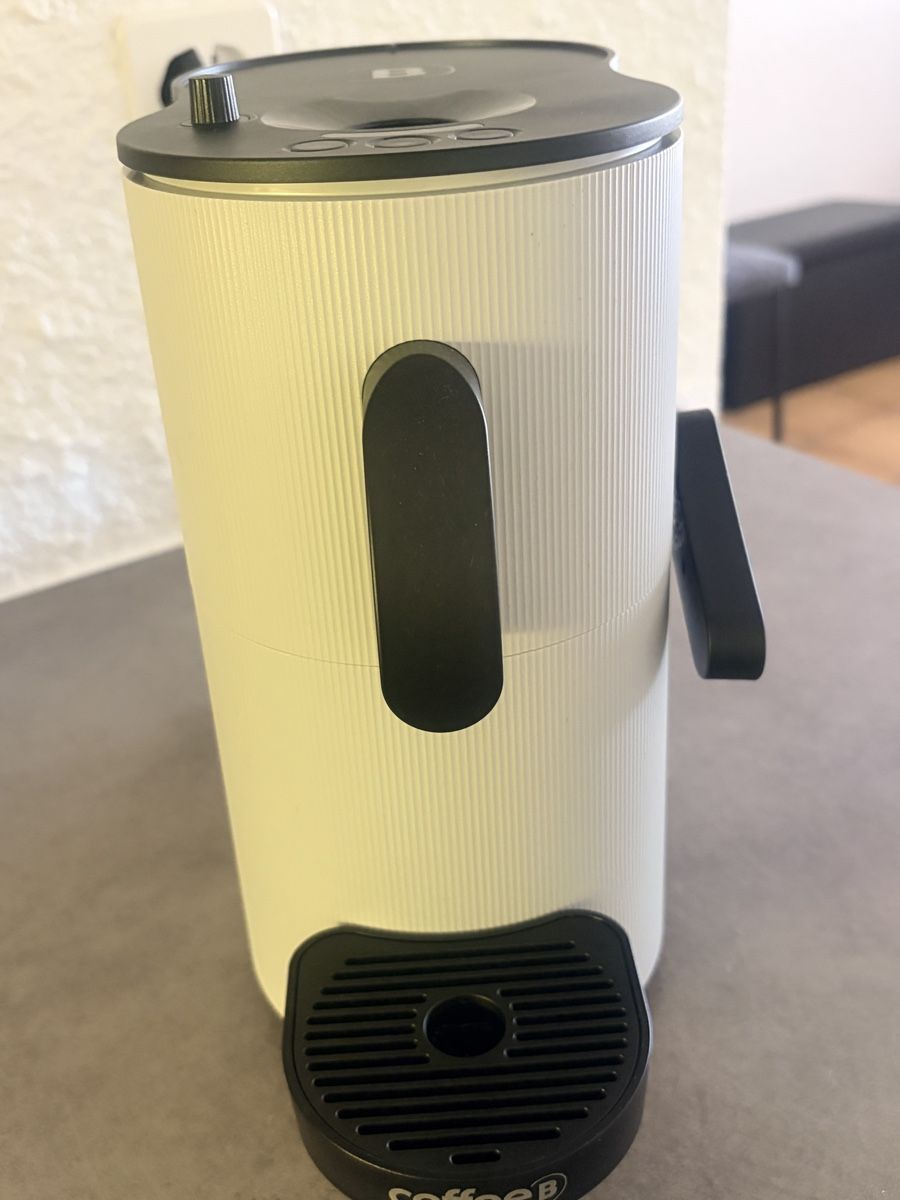 Recipients et similaires: Machine à café – D'occasion à Martigny par bahia05