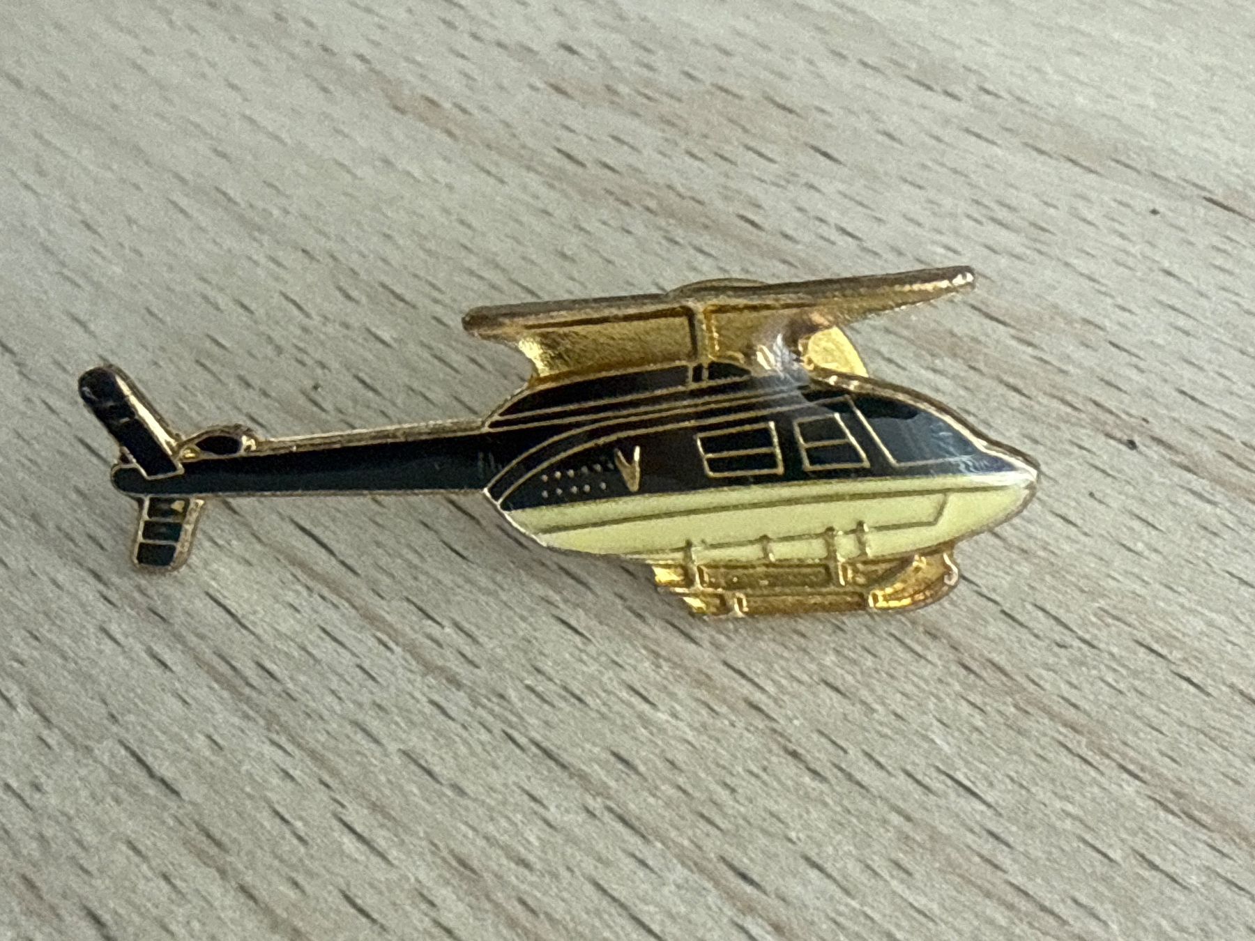Plaketten & Abzeichen: Pin Helikopter – Gebraucht aus Glattbrugg von Schweigmatt