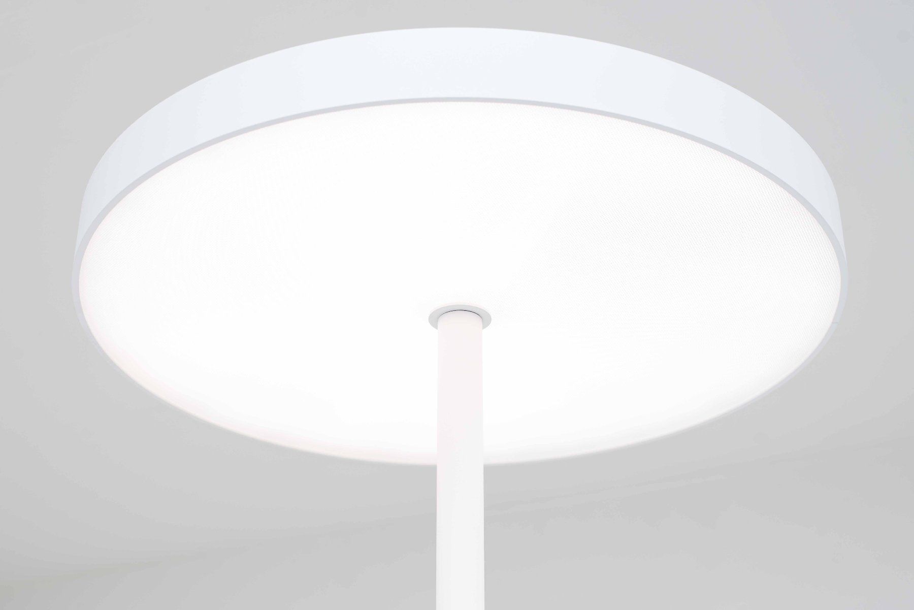 Lampade: Kandem Stehleuchte MP-R ws LED in Weiss – Usato da Zürich venduto da STUZH38 2