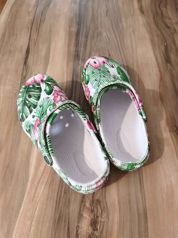 Chaussures femmes: Crocs Grösse 38/39 – D'occasion à Kaisten par lys_zzy8 1