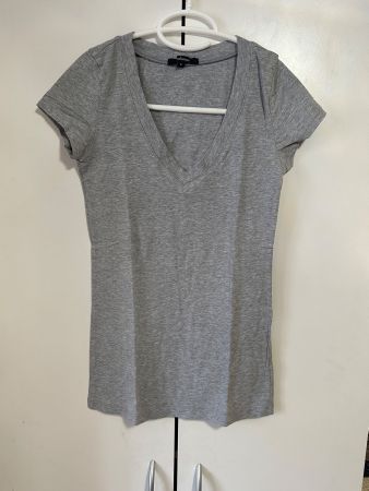 Damen T-Shirt V-Ausschnitt grau Grösse S